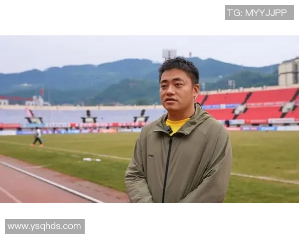 上场不到1分钟用胯送助攻，川超达州队陈飞：想再为家园奉献点力气丨川超·点将台